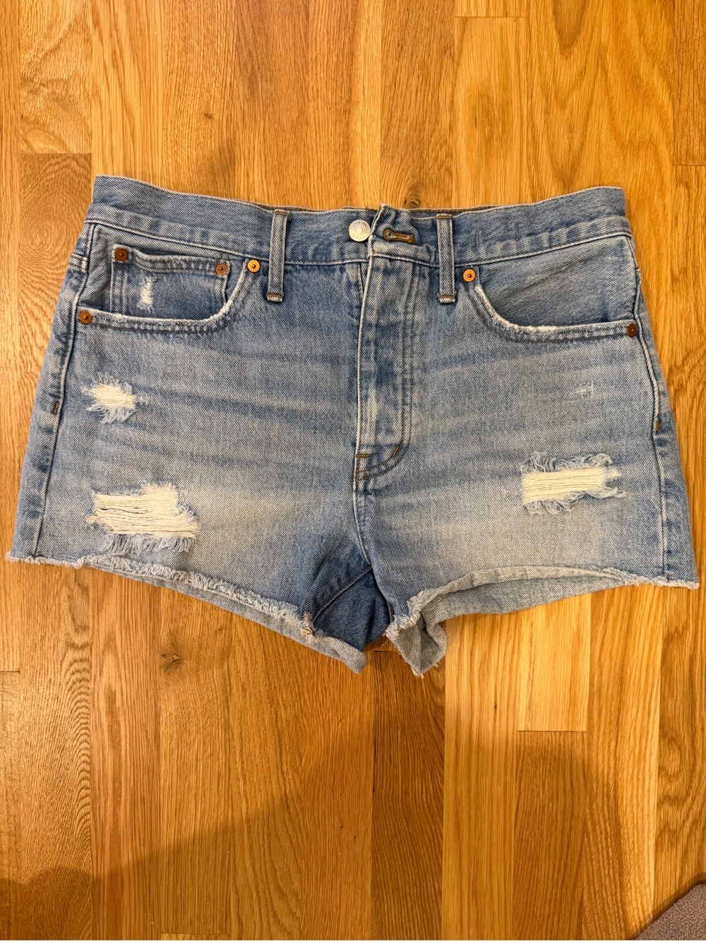 Madewell Relaxed fit Light Blue Distressed Denim Women's Shorts